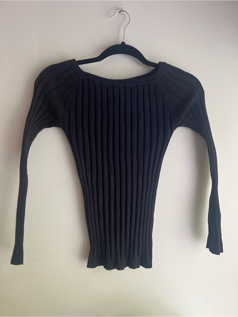 Black Ribbed Long-Sleeve Women's Sweater